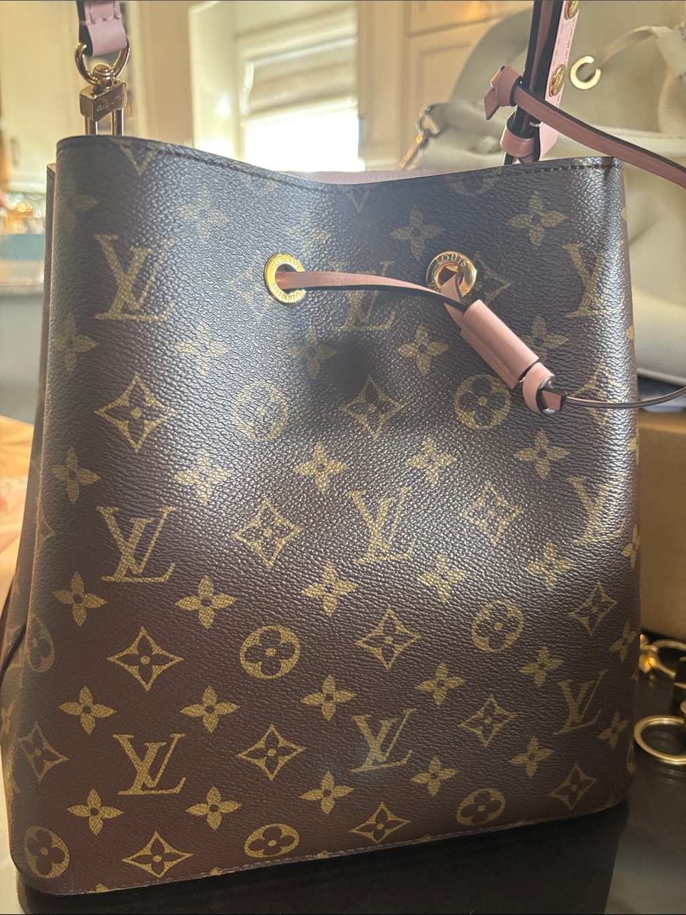 Louis Vuitton Neo Noe MM Monogram Canvas Bucket Bag with Pink Ballerine accent